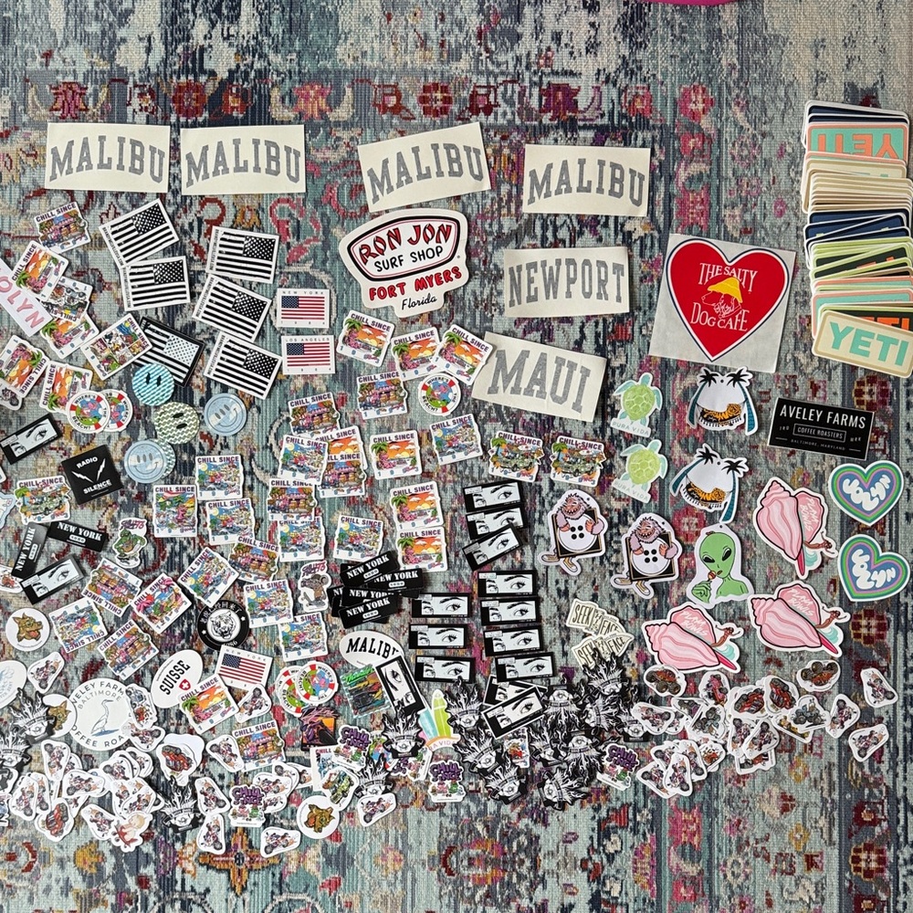 Brandy Melville, Jolyn, Yeti, Glossier, Salty Dog STICKERS